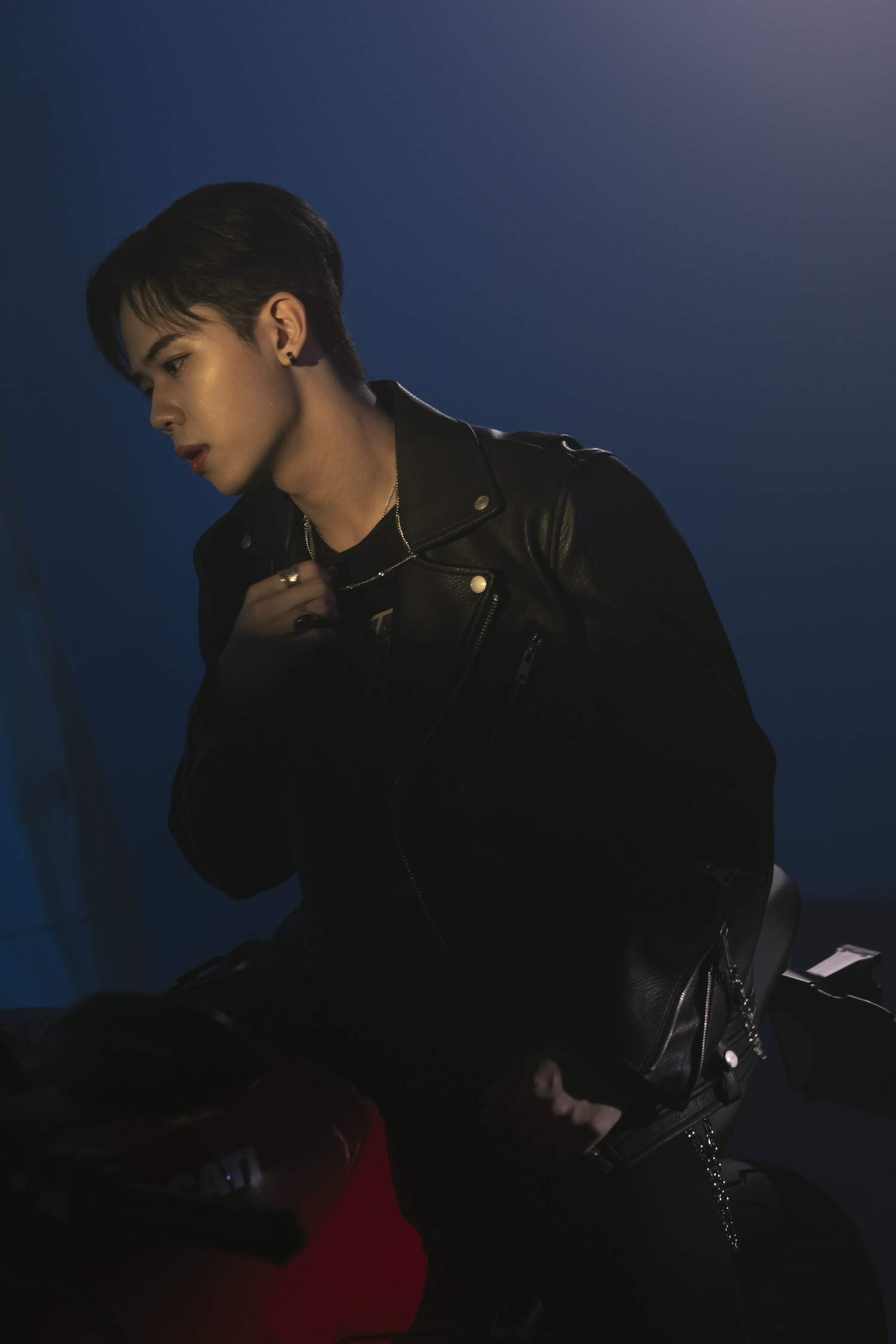 Heather Locklear porno filmda Porno ayol onanizm nasos bilan, qopol