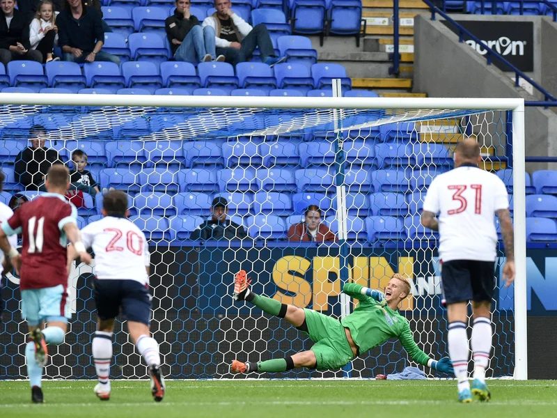 Ben Amos Secures One-Year Deal with Burnley After Port Vale Departure