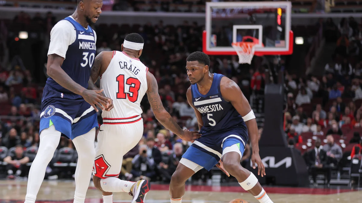 Edwards, Randle Rally Wolves Past Nuggets to Tie Series 1-1
