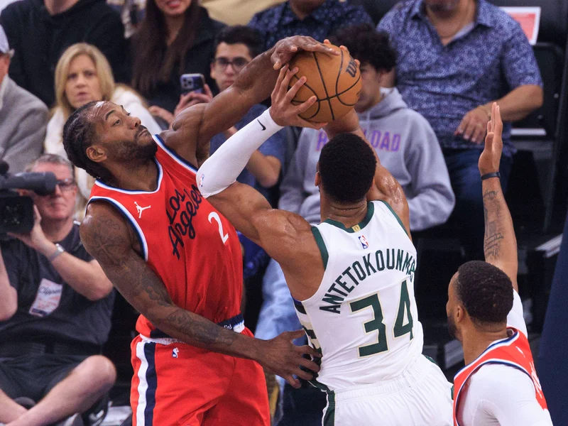 NBA Execs Eye Kawhi Leonard, Giannis Antetokounmpo in Looming Trade Market Battle