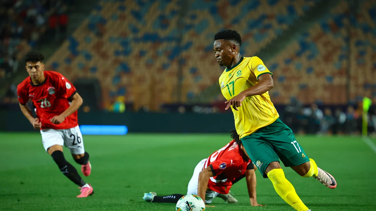 Kaizer Chiefs Secure Winger Langelihle Phili in Key Transfer Deal