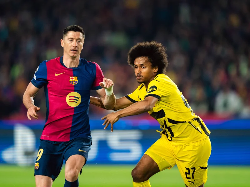 Barcelona Tables €30M Bid for Dortmund's Karim Adeyemi Amid Transfer Push