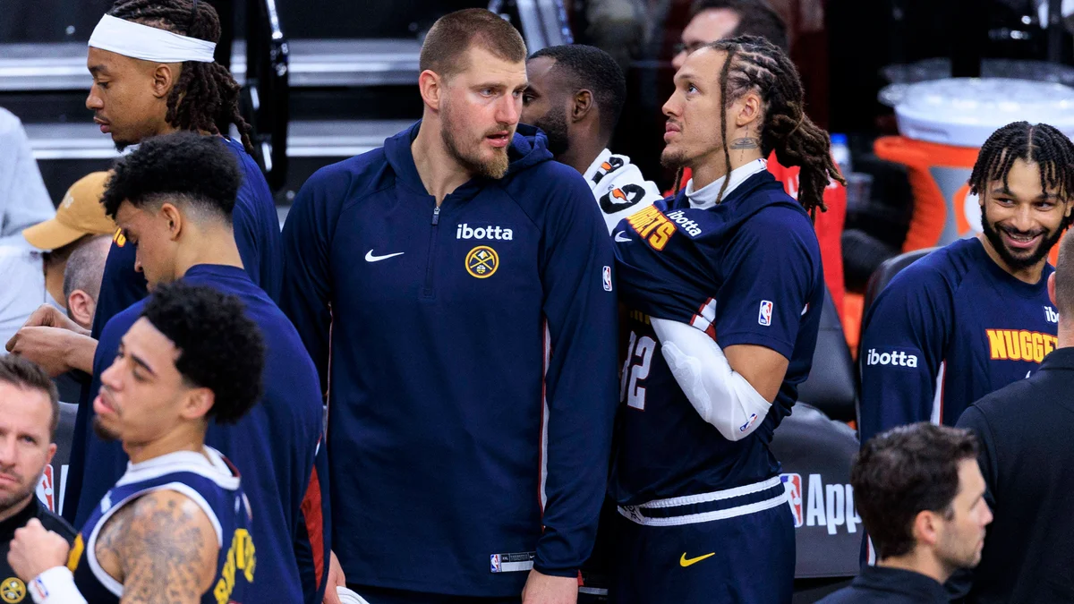 Nuggets Lead Timberwolves 54-50 at Halftime in Critical Game 4
