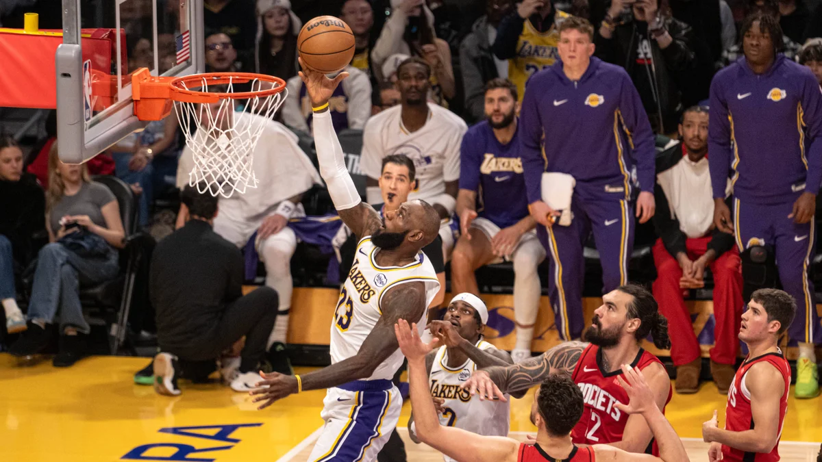 Şengün's Family Dreams Meet Playoff Test vs Lakers (58 characters)