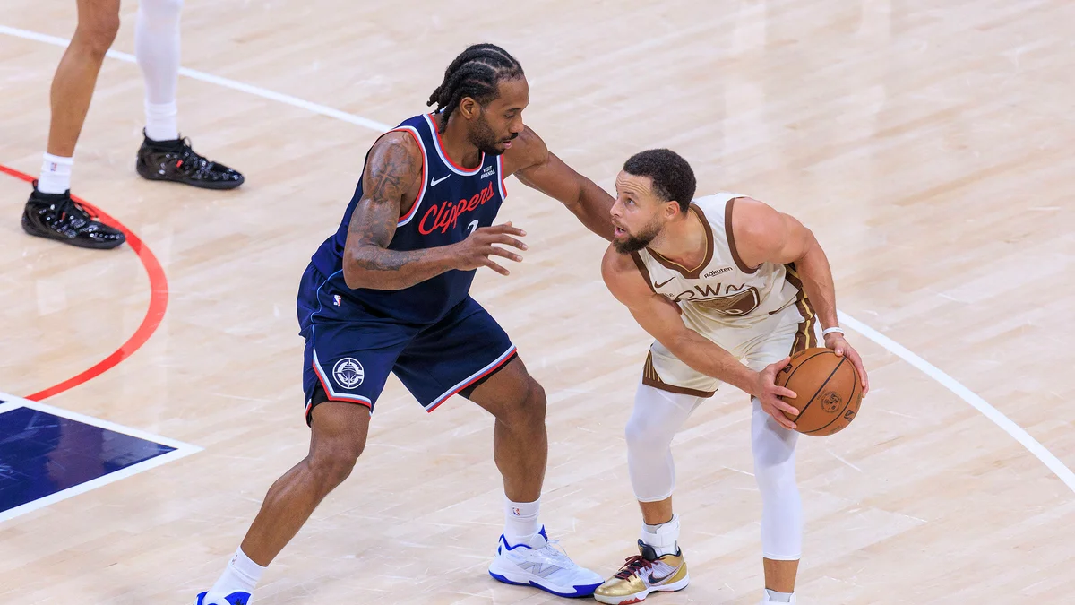 Warriors Eye Kawhi Leonard in Proposed Three-Team Blockbuster Trade