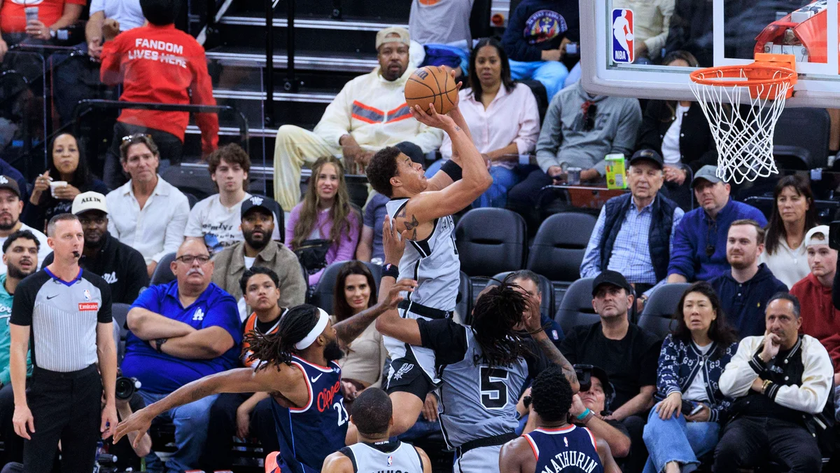 Carter Bryant Available as Spurs, Wolves Prep for Game 3 Clash