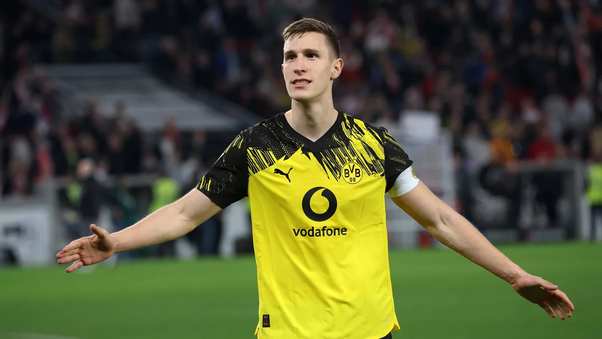 Schlotterbeck Commits to Dortmund Until 2031: BVB Locks Down Defensive Cornerstone Amid Title Push