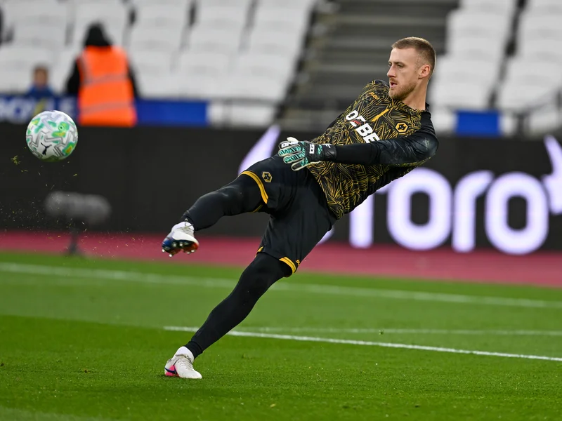 Man Utd Pursues Wolves Pair; Johnstone Available, Mané Valued Highly