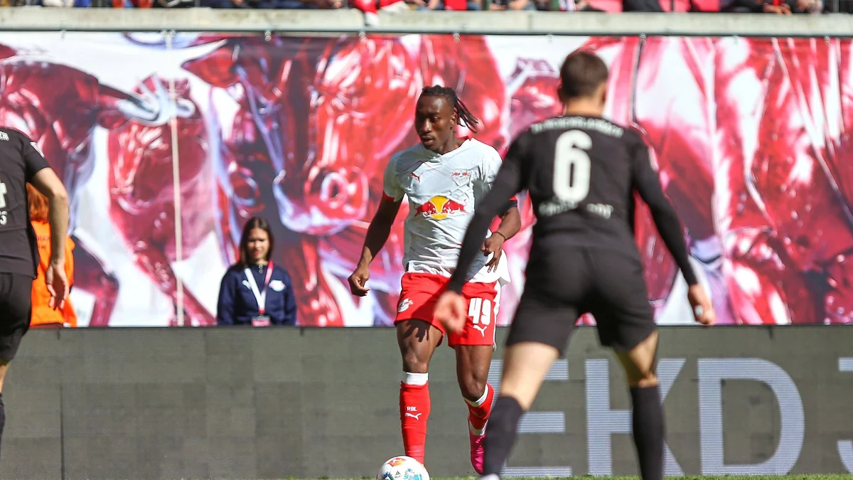 Diomande's Late Strike Seals Leipzig's Tense 1-0 Triumph Over Gladbach