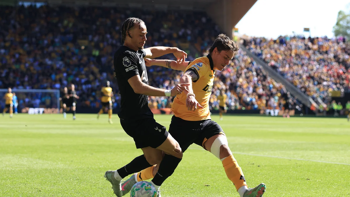 Simons' ACL Rupture Ends Spurs Season, World Cup Hopes