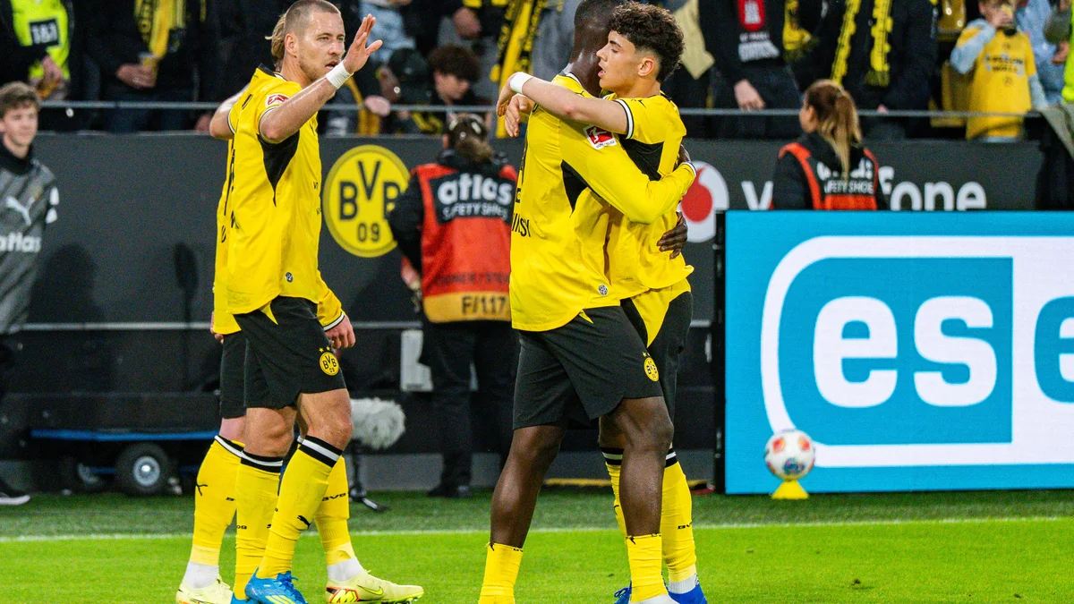 Dortmund Secure Second with 3-2 Thriller over Frankfurt