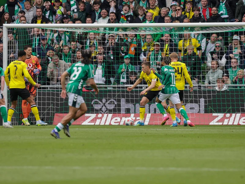 Schlotterbeck's Stellar Season Halted by Injury, Dortmund Star Faces Recovery