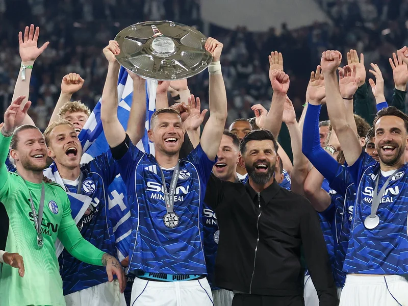Schalke 04 Offers New Deals to Karius and Dzeko After Bundesliga Promotion