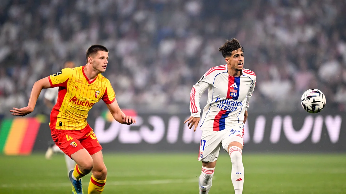 Leverkusen complete €32m move for Afonso Moreira