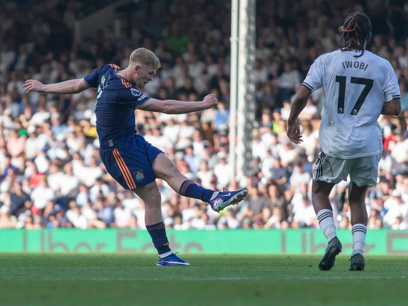 Ornstein: Newcastle's £62M Demand Deters Man Utd from Lewis Hall Pursuit
