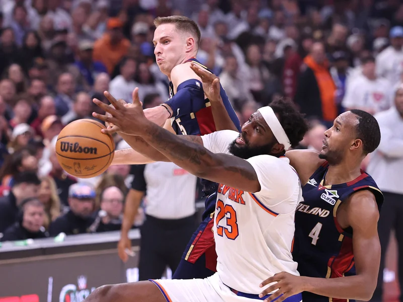 Mitchell Robinson Active for Knicks in NBA Finals Game 1 Against Spurs