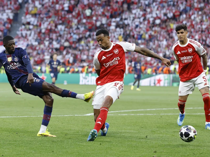 Arsenal Secures Hincapie Permanently After Stellar Loan Season