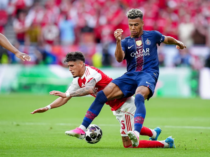 Arsenal Secure Hincapie Permanently After Premier League Title Triumph