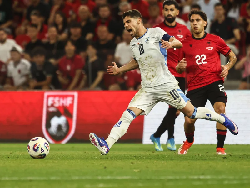 Solomon's Tottenham Future Uncertain After De Zerbi Decision
