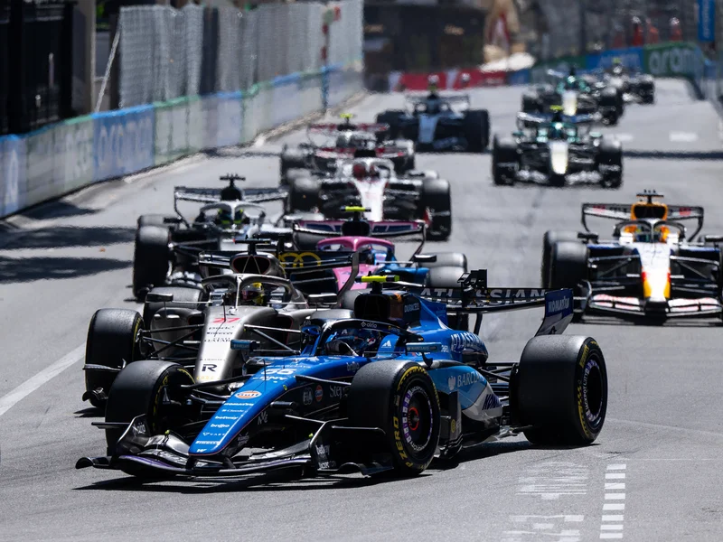 Sainz Blames Hülkenberg's 'Stupid Risks' for Monaco Grand Prix Exit
