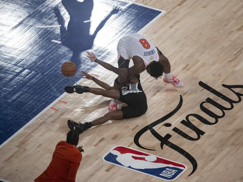 Dolan defends Trump amid viral ‘sleeping’ clip from Knicks–Spurs Finals