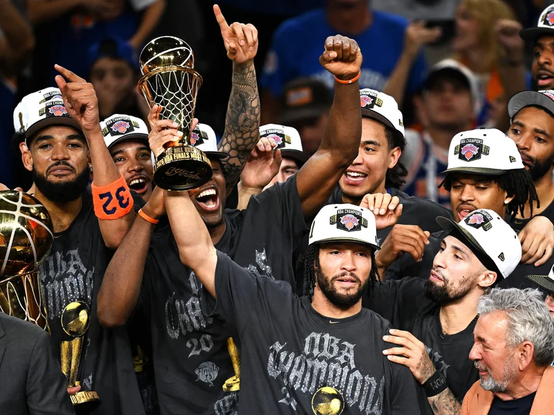 Spurs, Thunder open as 2026-27 title favorites with Knicks close behind