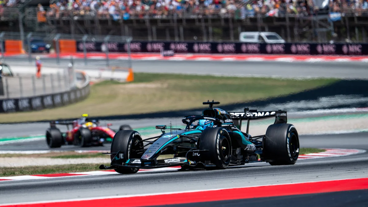 Villeneuve urges Ferrari to back Hamilton as 2026 title push tightens