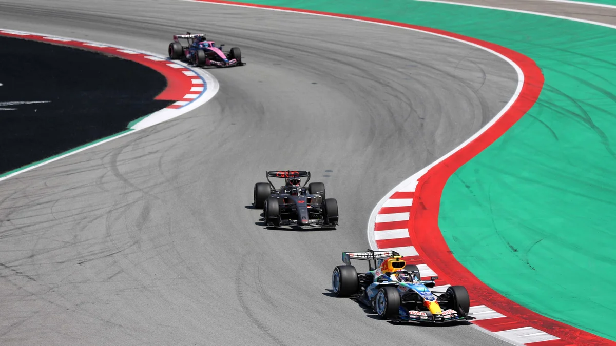 Gravel trip triggers Hulkenberg’s bizarre DNF in Barcelona Grand Prix
