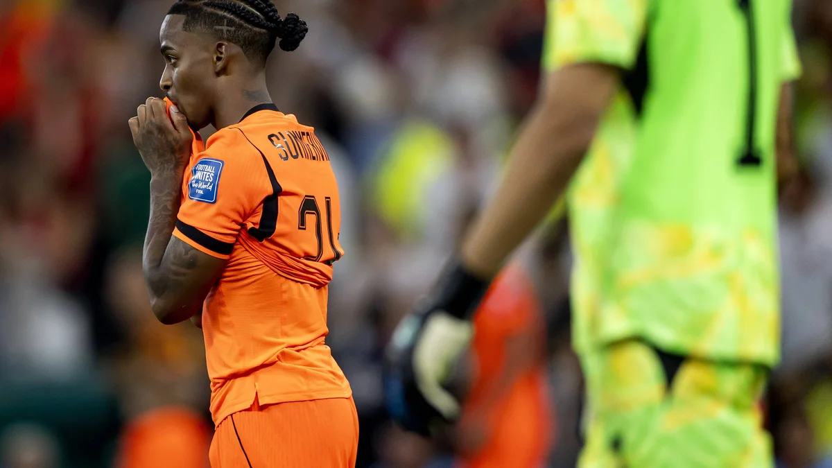 Crysencio Summerville in a Netherlands jersey during a 2026 FIFA World Cup match.