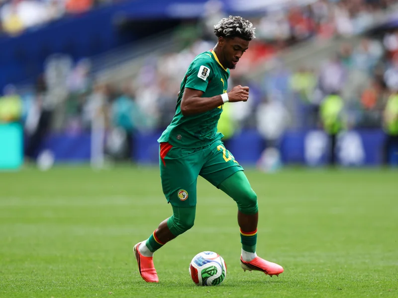 Mbaye Prioritizes Liverpool Amid PSG Exit Talks and Winger Pursuit