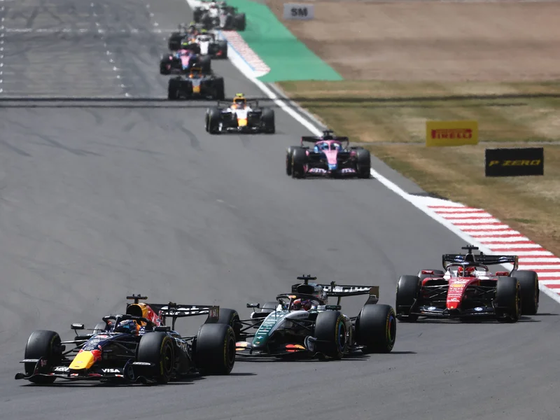 Piastri Signals McLaren Exit, Potentially Paving Way for Verstappen