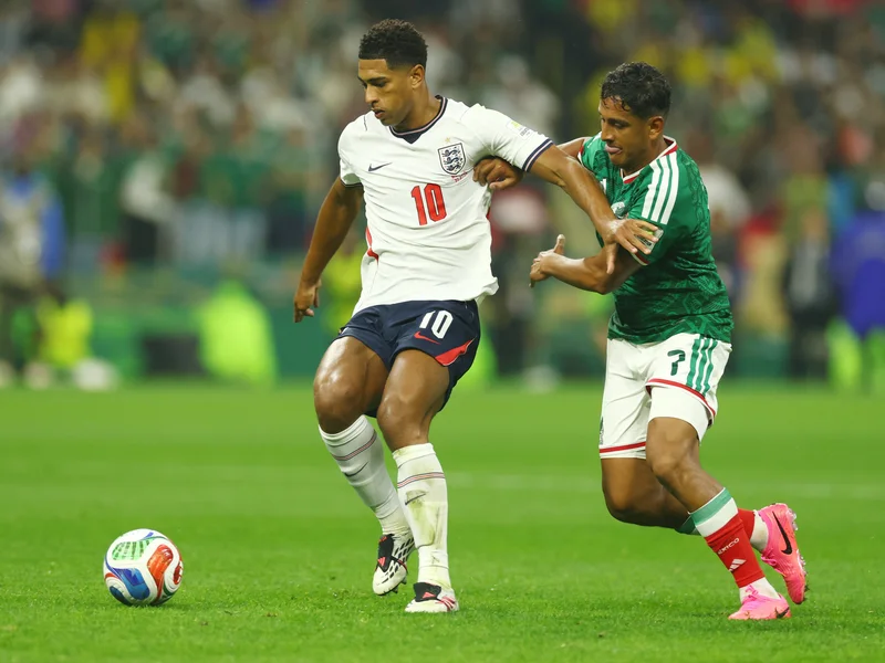 Bellingham Shines for England, Propelling Three Lions to World Cup Knockouts