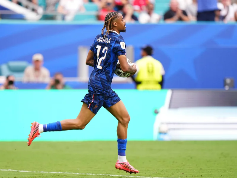 Liverpool Intensifies Barcola Pursuit as PSG Star Favors Anfield Move