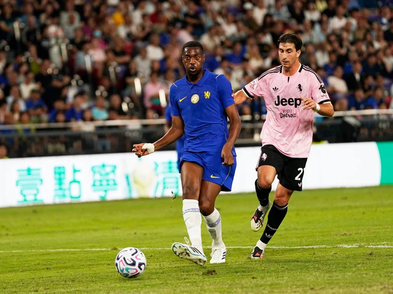 Chelsea Secures Experienced Striker Danny Welbeck on Two-Year Deal