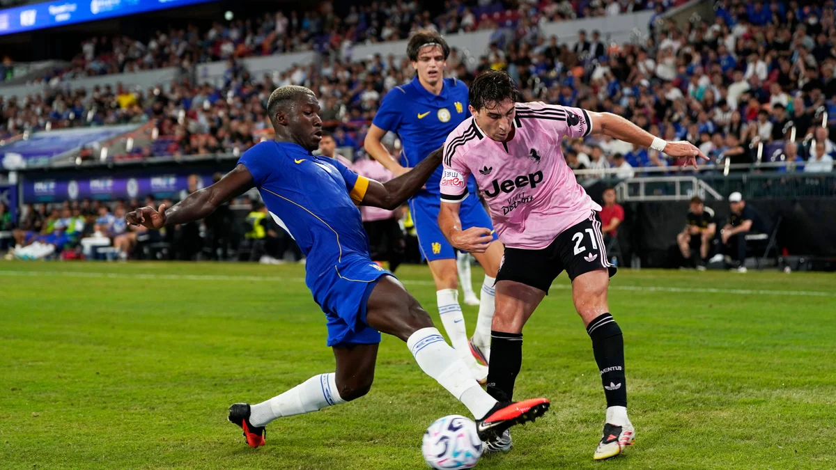 Alonso Leads Chelsea Pre-Season in Hong Kong Ahead of Juventus Friendly