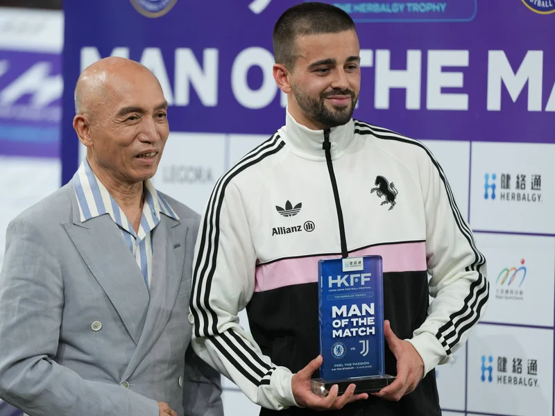 Juventus Secures 1-0 Pre-Season Victory Over Chelsea in Hong Kong Friendly