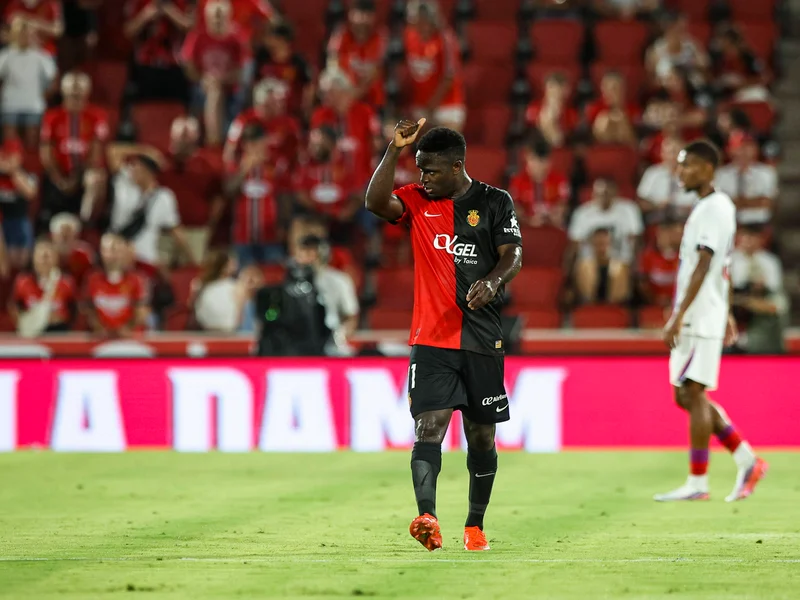 Mallorca Stuns Double Champions League Winners PSG in Palma Trophy