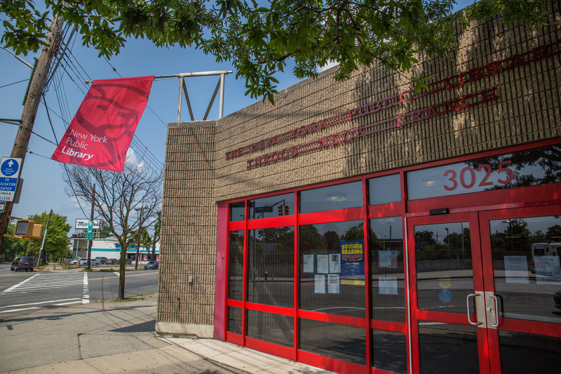  Throgs Neck Library picture