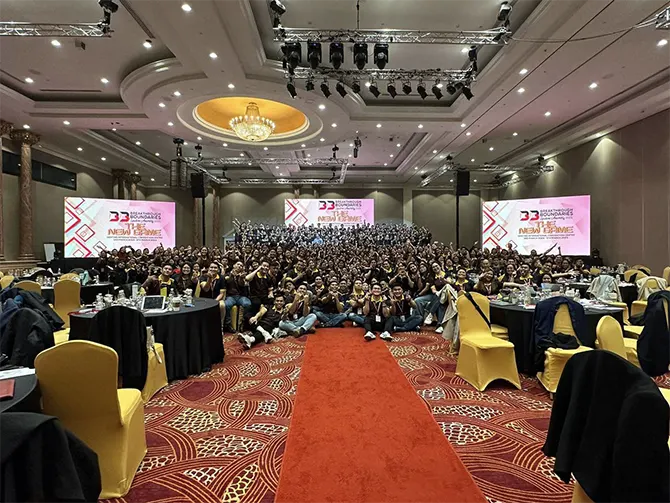An ATO Partners event with the whole agency in a ballroom