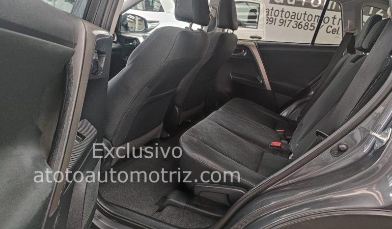 Toyota Rav4 2015 XLE lleno