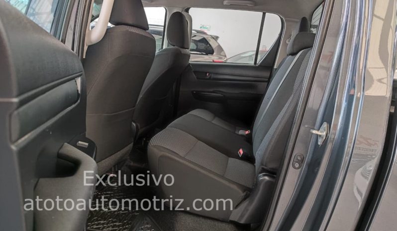 2020 Toyota Hilux Cabina Doble Sr Mt lleno