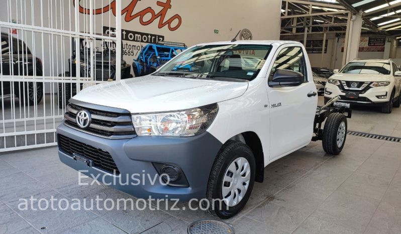 2023 Toyota Hilux Cabina Chasis