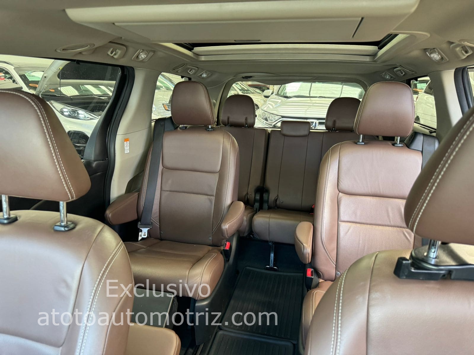 Toyota Sienna 2019 Limited Automático Gris