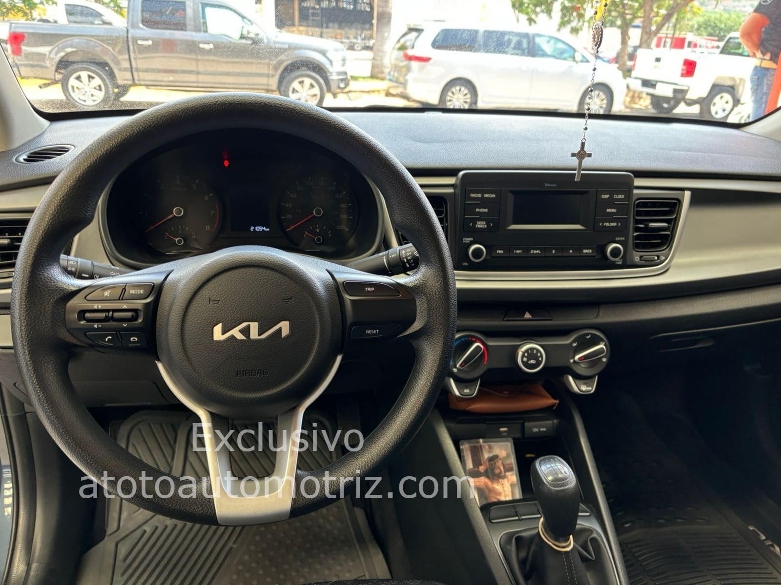 KIA Rio 2022 L Manual Azul