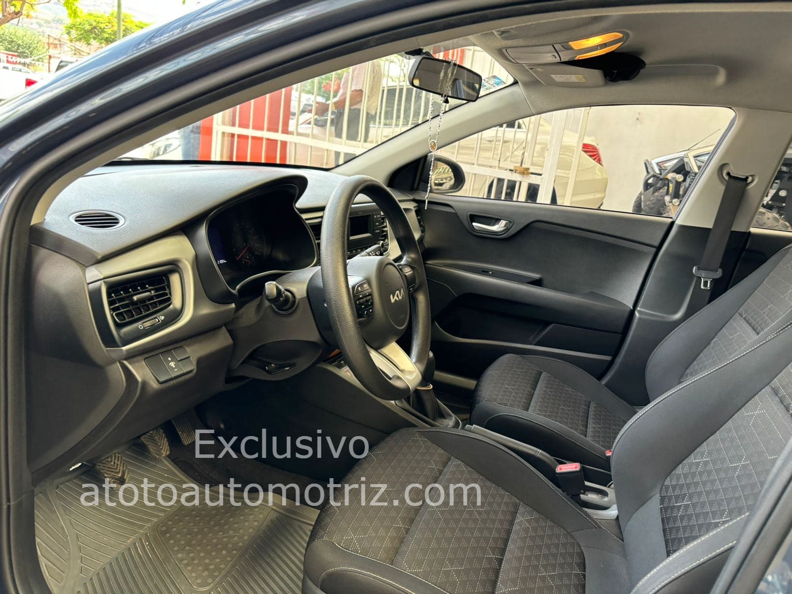 KIA Rio 2022 L Manual Azul