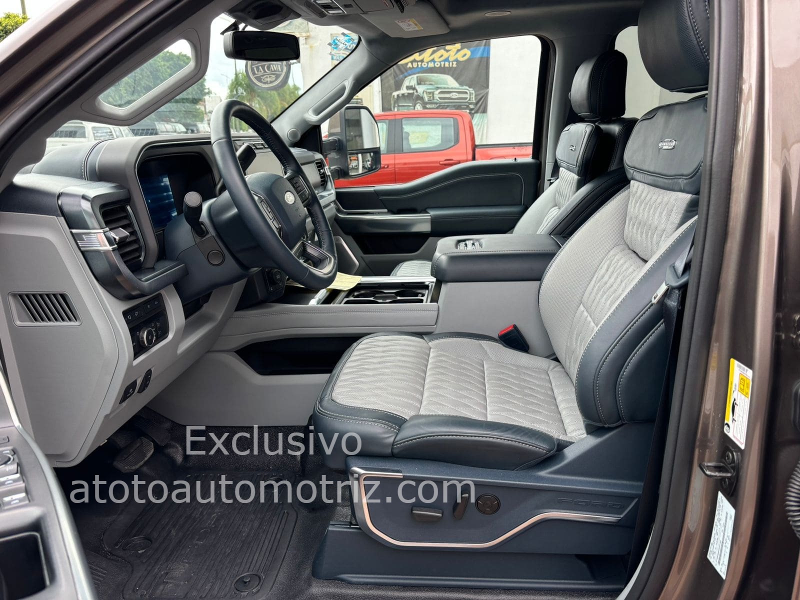 Ford F250 2023 Súper Duty LIMITED Diesel Automático Gris