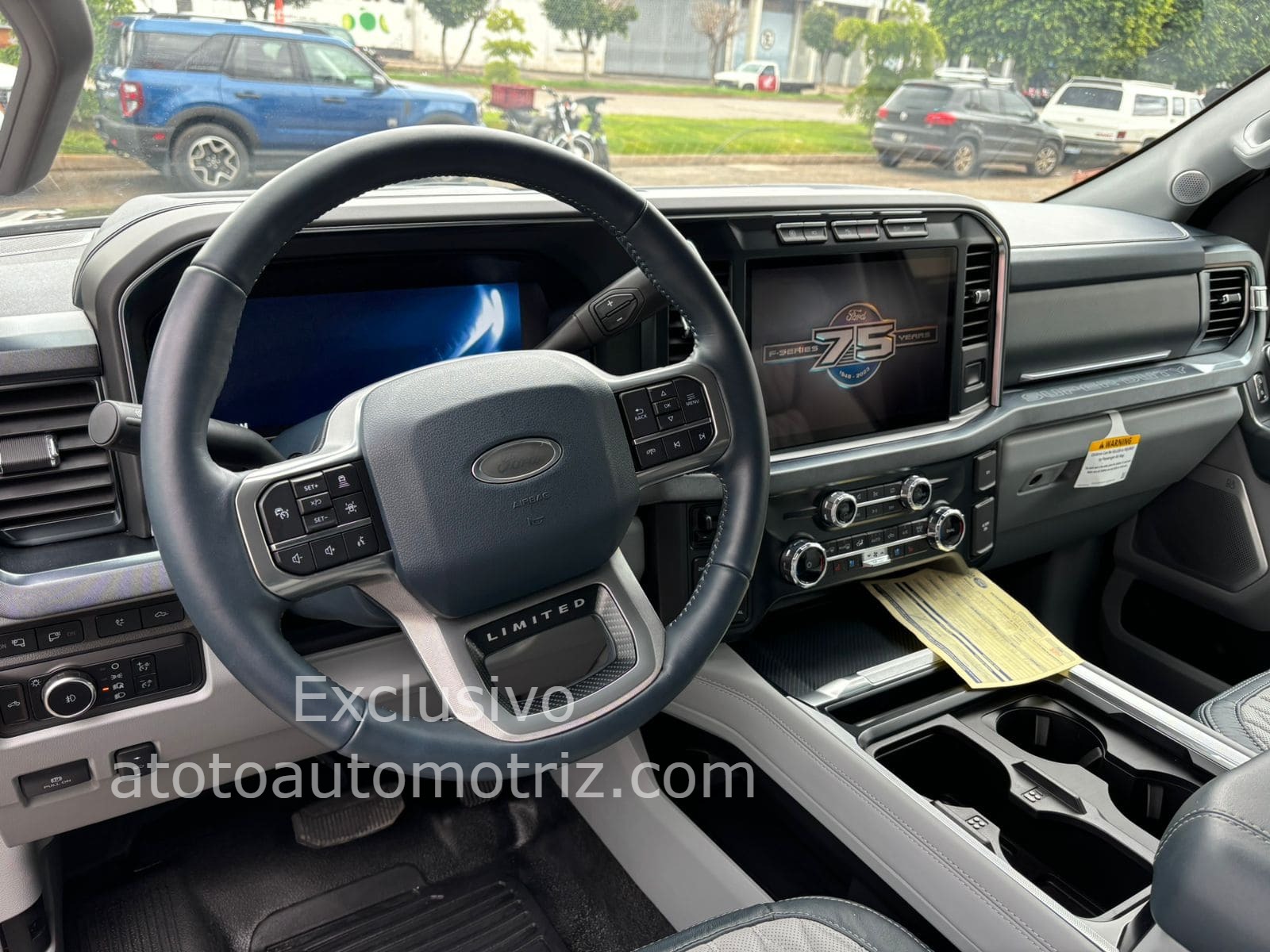 Ford F250 2023 Súper Duty LIMITED Diesel Automático Gris