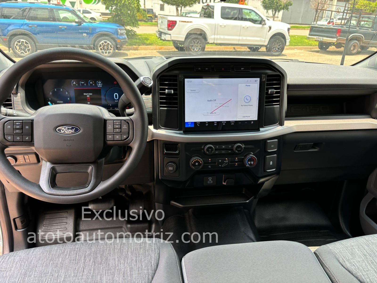 Ford F150 2024 XL V6 Automático Blanco