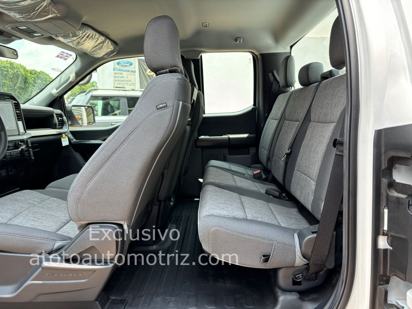 Ford F150 2024 XL V6 Automático Blanco