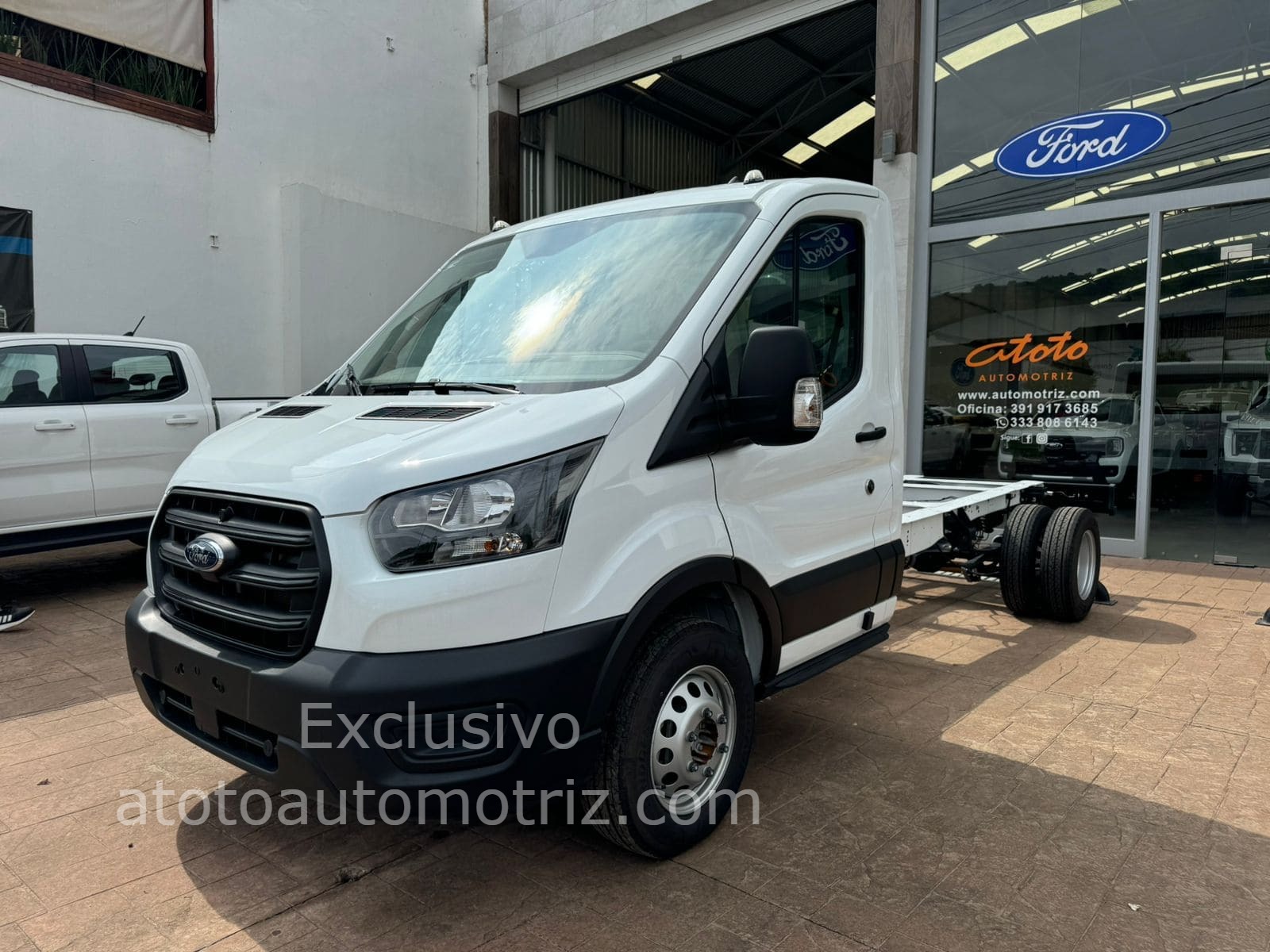 Ford Transit 2024 Chasis Cabina Manual Blanco